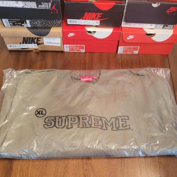 Supreme shattered logo crewneck - Picture 2 of 2